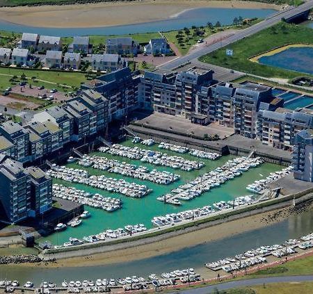 Les Marines Courseulles-sur-Mer Exterior foto