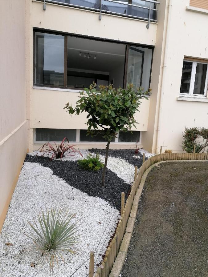 Les Marines Courseulles-sur-Mer Exterior foto